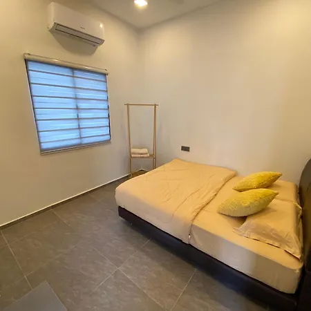 Bayu Villa Segamat Exterior photo